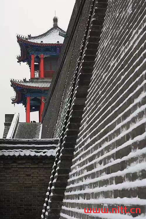 水靜鑒物，人靜觀心，書是一面對視的鏡子